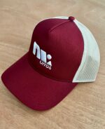 gorra granate Urros